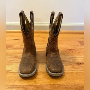Toddlers western boots size 9